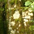 mur vestige des écuries du château